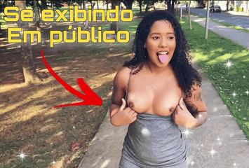 Mineira Safada se exibe em público na rua com um plug enfiado no cuzinho em vídeo de exibicionismo sacana
